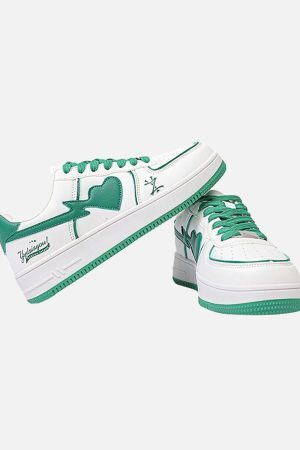 Concert Outfit High Street White Skate Sneakers