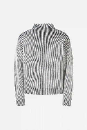 Concert Outfit Jacquard Half Turtleneck Knitted Sweater