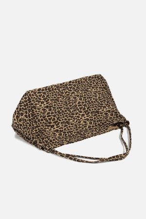 Concert Outfit Leopard Print Tote Bag