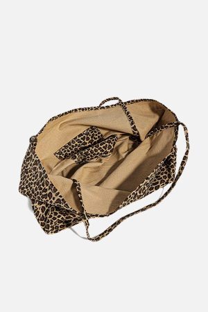 Concert Outfit Leopard Print Tote Bag