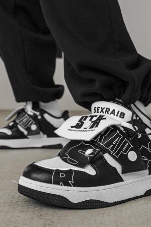 Concert Outfit Mid-Top Color Blocking Skate Shoes