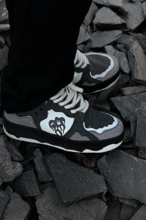 Concert Outfit Monochrome Shadowwave Heavy-Duty Street Sneakers