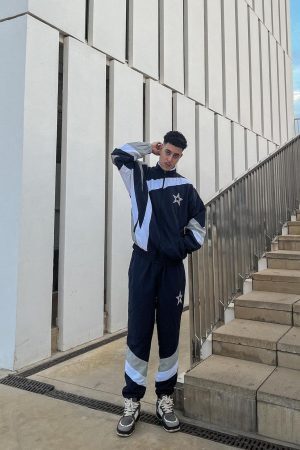 Concert Outfit Monochrome Shadowwave Heavy-Duty Street Sneakers