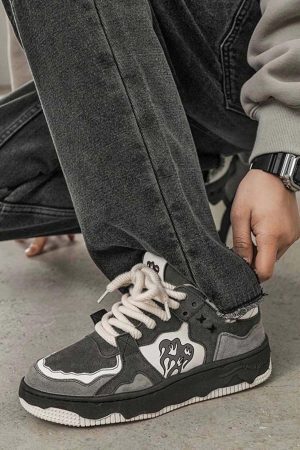 Concert Outfit Monochrome Shadowwave Heavy-Duty Street Sneakers