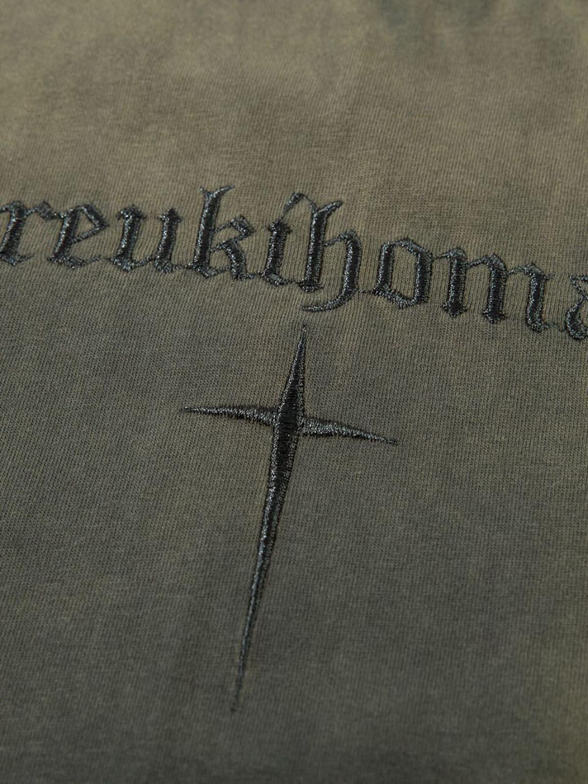 Concert Outfit Oversized Cross and Studed T-Shirt Concert Outfit Oversized Cross and Studed T-Shirt