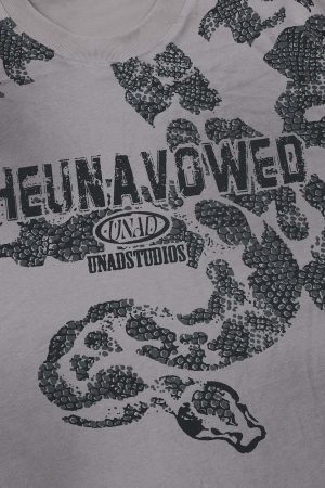 Concert Outfit Oversized Snake Graphic T-Shirt