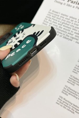 Concert Outfit Peace & Love Tiger Mobile Phone Case For iPhone