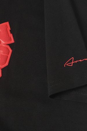 Concert Outfit Question Mark Graphic T-Shirt