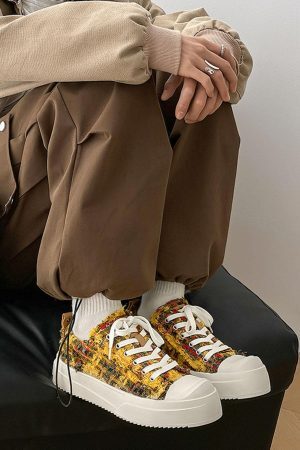 Concert Outfit Retro Canvas Irregular Sneakers