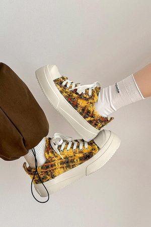 Concert Outfit Retro Canvas Irregular Sneakers