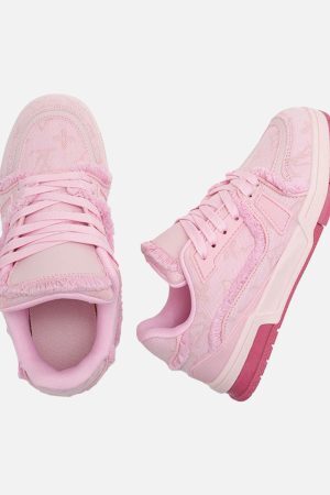 Concert Outfit Retro Denim Sneakers