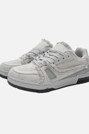 Concert Outfit Retro Denim Sneakers