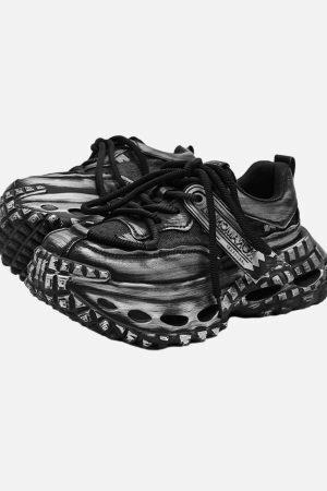 Concert Outfit Retro Tire Sole Chunky Sneakers