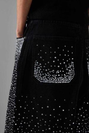 Concert Outfit Retro Washed Rhinestone Raw Edge Denim Shorts