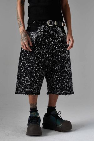 Concert Outfit Retro Washed Rhinestone Raw Edge Denim Shorts