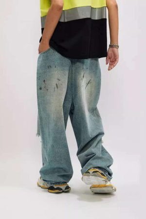 Concert Outfit Reverse Pocket Ripped Jeans