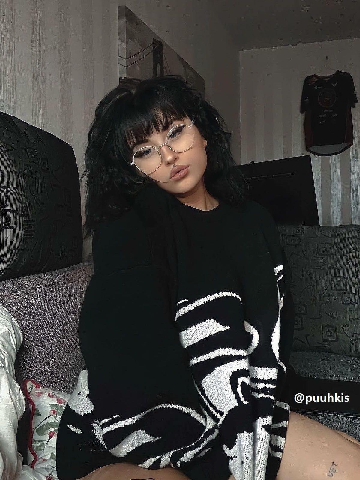 Concert Outfit Skeleton Portrait Sweater Concert Outfit Skeleton Portrait Sweater