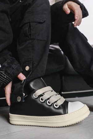 Concert Outfit Slip-On Bread Street Rap Sneakers