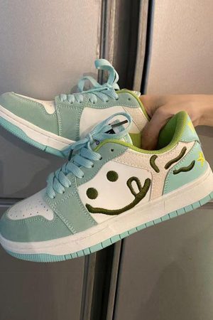 Concert Outfit Smiley Skateboarding Shoes