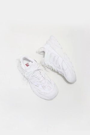 Concert Outfit Solid Color Mesh Sneakers