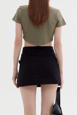 Concert Outfit Solid Zip Up Cropped Tee