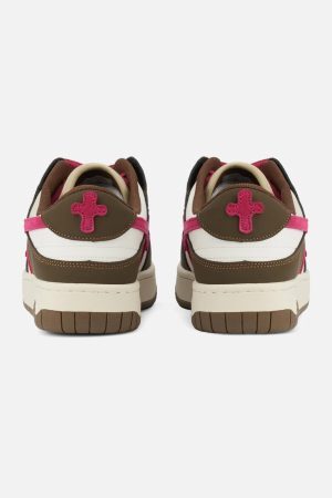 Concert Outfit Splicing Skateboard Sneakers