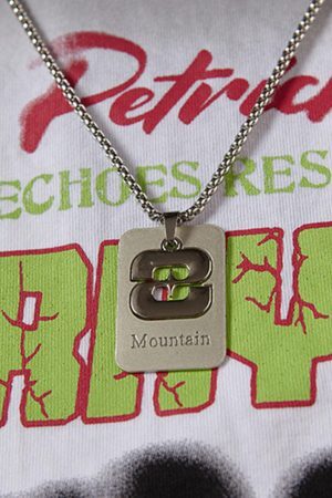 Concert Outfit Spray- Painted Letter Print Necklace Vest