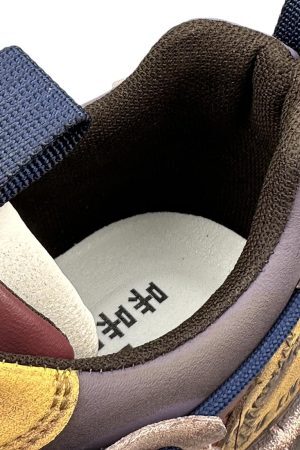 Concert Outfit Stitching Letter Tire Sole Platform Sneakers