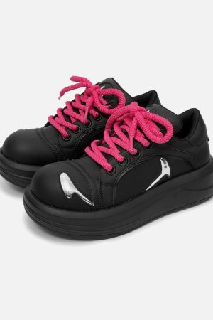 Concert Outfit Street Deconstructed Split Whisker Sneakers