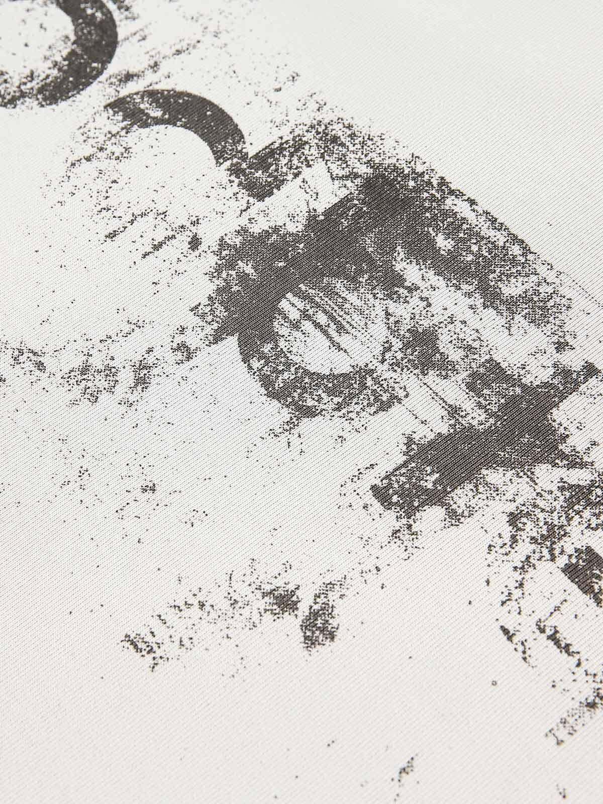 Concert Outfit Tattered Design Printed T-Shirt Concert Outfit Tattered Design Printed T-Shirt