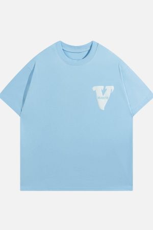 Concert Outfit V Graphic Print Tee