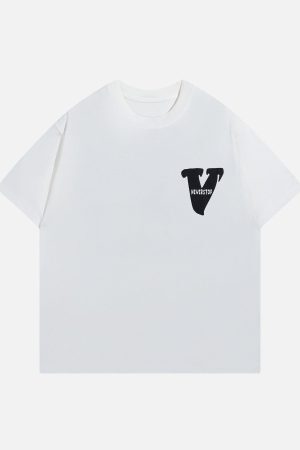 Concert Outfit V Graphic Print Tee