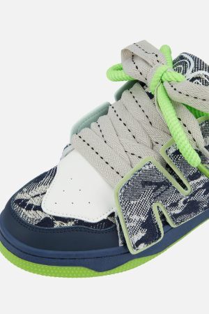 Concert Outfit Versatile Lightweight Soft-Soled Board Shoes