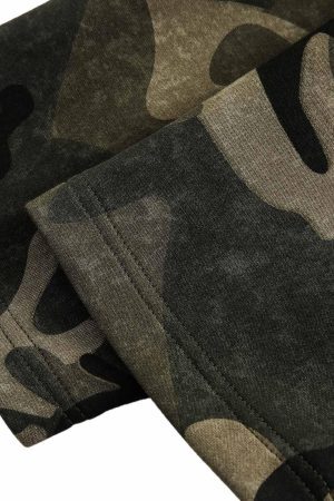 Concert Outfit Vintage Camouflage Flame Heart Print Hoodie