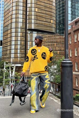 Concert Outfit Vintage Contrasting Smiley Face Sweater