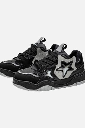 Concert Outfit Vintage Star Sneakers