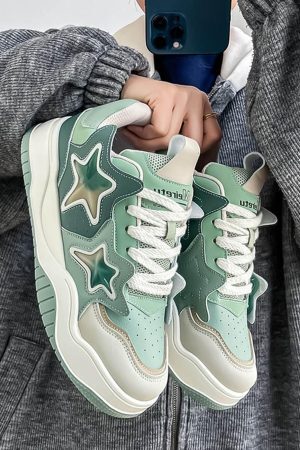 Concert Outfit Vintage Star Sneakers