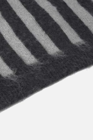 Concert Outfit Vintage Vertical Striped Polo Collar Sweater