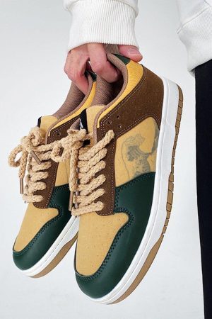 Concert Outfit Vintage Wave Print Skate Shoes