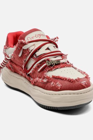 Concert Outfit Washed Denim Low-Top Raw Edge Sneakers