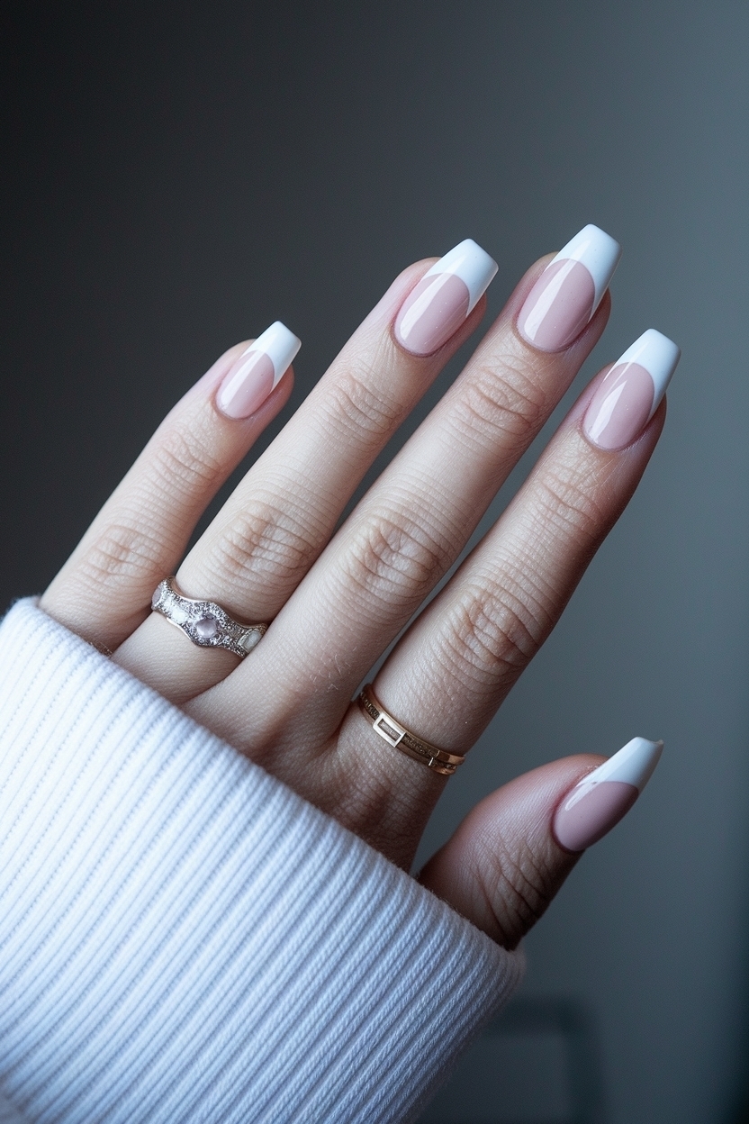 Stylish French Tips on Short Nails for Every Occasion outfit idea