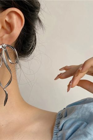 New Style Trends - Abstract Flow Ribbon Aesthetic Earrings - Outfit Ideas