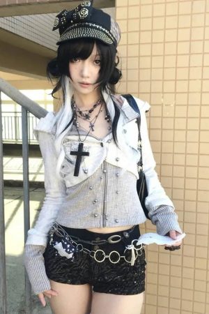 New Style Trends - Acubi Style Layered Cardigan - Outfit Ideas