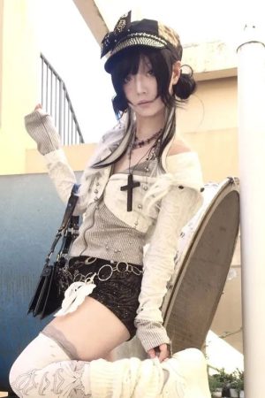 New Style Trends - Acubi Style Layered Cardigan - Outfit Ideas