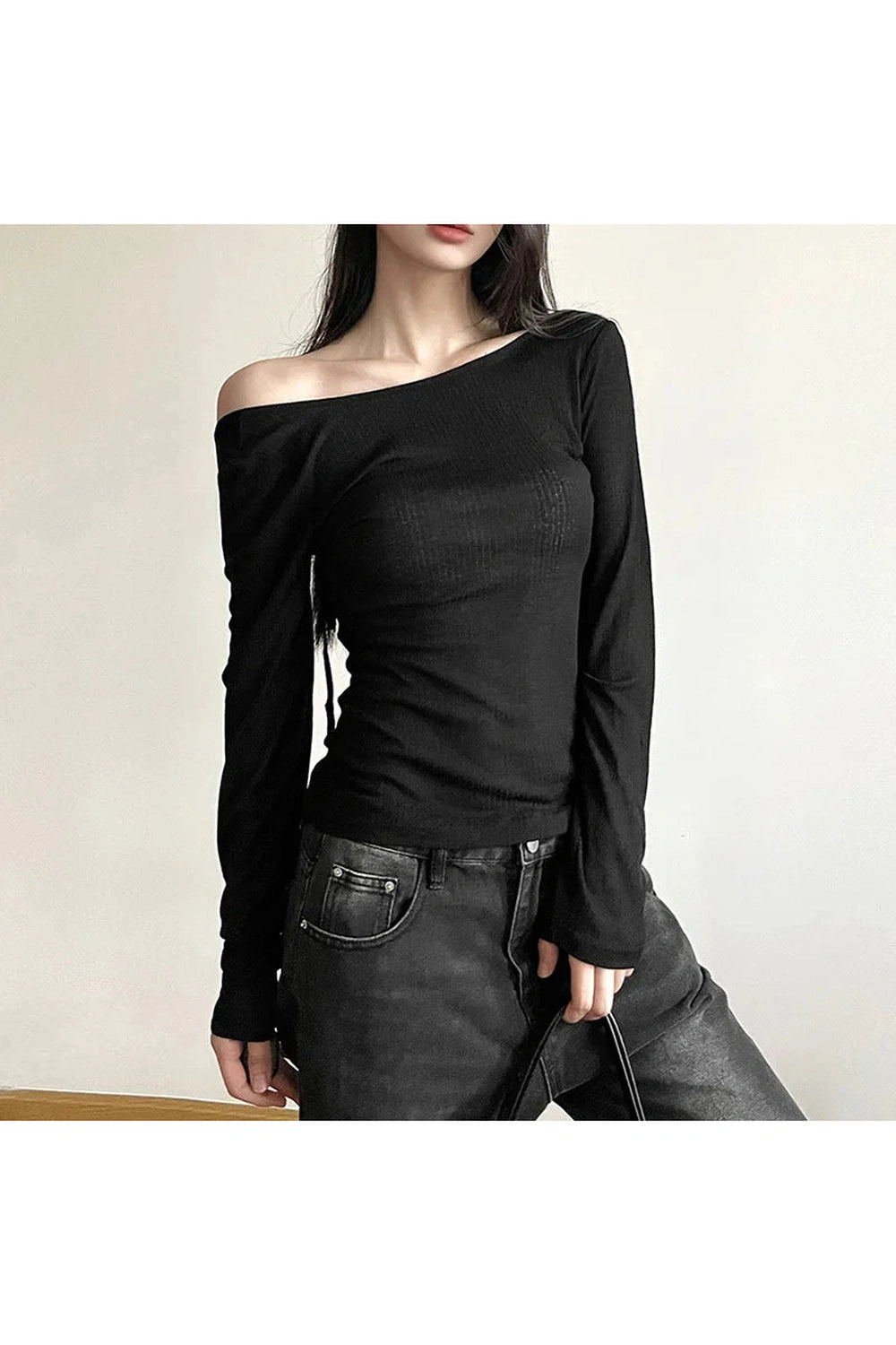 New Style Trends - Aesthetic Black Off-Shoulder Ribbed Top - Outfit Ideas