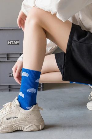 New Style Trends - Aesthetic Cloud Nine Cozy Socks - Outfit Ideas