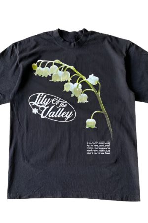 New Style Trends - Aesthetic Lily Bloom Graphic T-Shirt - Outfit Ideas