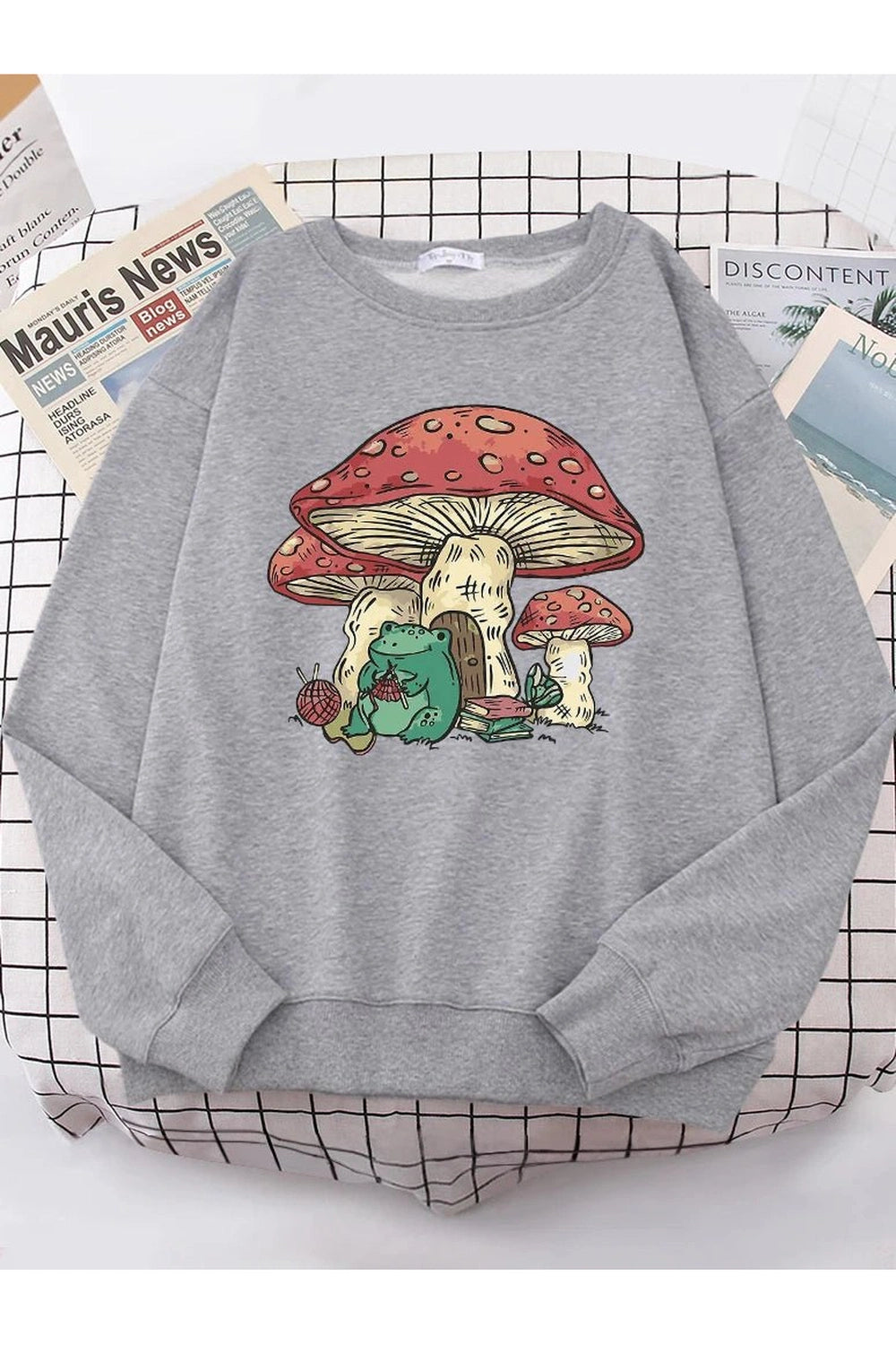 New Style Trends - Aesthetic Mushroom House Frog Oversize Sweatshirt - Outfit Ideas New Style Trends - Aesthetic Mushroom House Frog Oversize Sweatshirt - Outfit Ideas