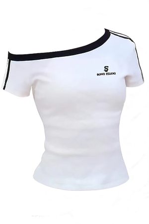 New Style Trends - Aesthetic Off-Shoulder Sporty Stripe Top - Outfit Ideas