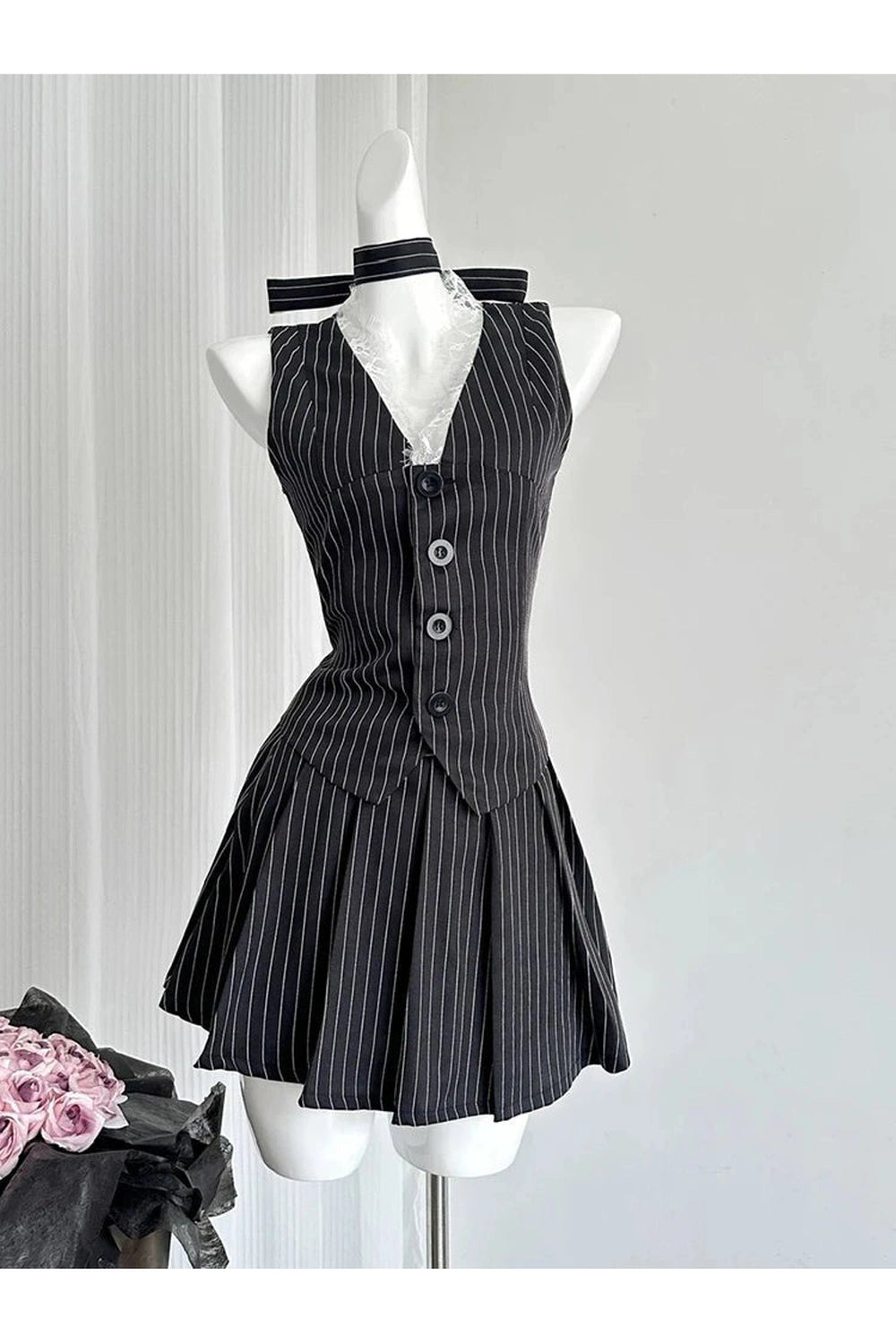 New Style Trends - Aesthetic Pinstripe Vest and Skirt Outfit Set - Outfit Ideas New Style Trends - Aesthetic Pinstripe Vest and Skirt Outfit Set - Outfit Ideas